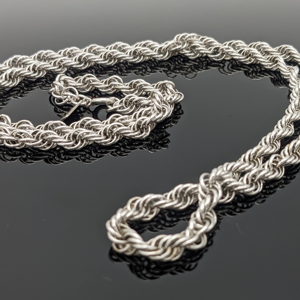 VTG Silver-tone chunky twisted rope chain necklace 28 1/2”